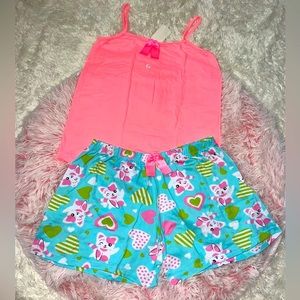 NWT Comfortable, cute and quality pajamas. Size L